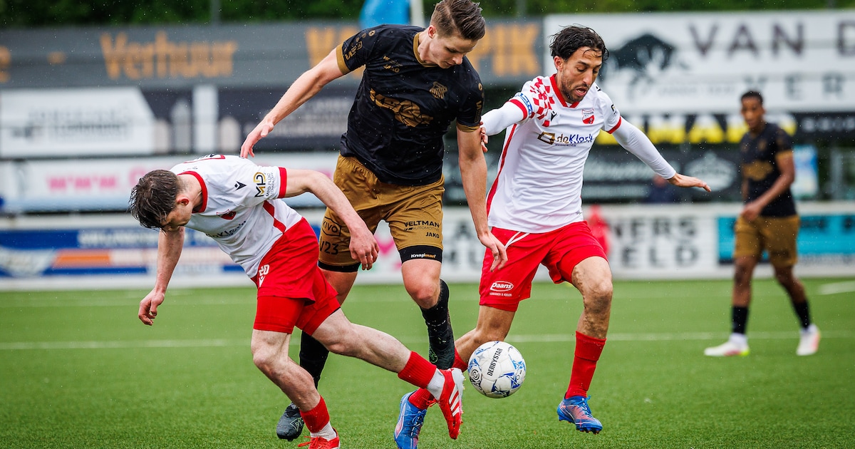 Kozakken Boys haalt 40-puntengrens, maar Veenhoven en El Khayati kondigen vertrek aan