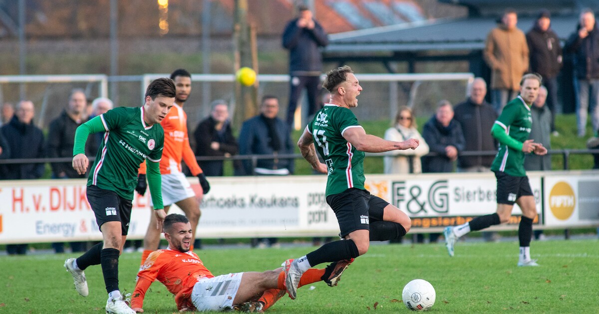Tiener 'matchwinner’ voor Theole; Lienden telt derde puntje, derby Dodewaard-Kesteren afgelast