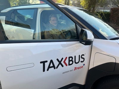 ‘Problemen met Taxbus zijn het gevolg van politieke keuzes’