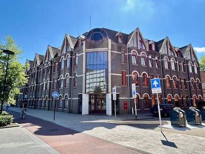 Tilburg gebruikt leegstaand Spoorlaan-pand voorlopig voor opvang statushouders tot azc er is