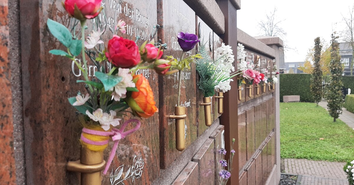 Op begraafplaatsen Altena is het nu mogelijk om urn te plaatsen