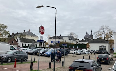 Groen licht voor nieuwe Meent in Geldrop: 1,3 miljoen euro voor parkeerterrein dat pas in 2028 klaar