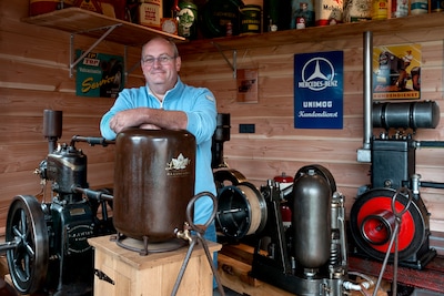 Erik (43) uit Sprang-Capelle vindt historische motor in Belgische kelder: sleutelen aan pure nostalgie