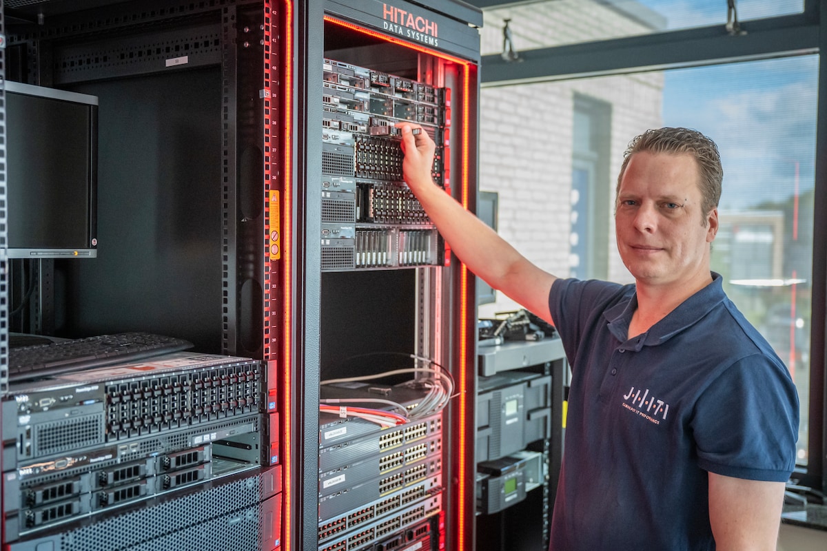 Lucien (39) bloeit op met een baas die wél duidelijk is: ‘Autisme en depressie zijn er altijd, daar doe ik weinig aan’