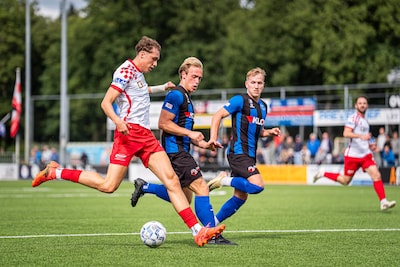 Aanvaller van Kozakken Boys hard op weg naar bij RKC Waalwijk: ‘Voor mij is het lekker dichtbij’