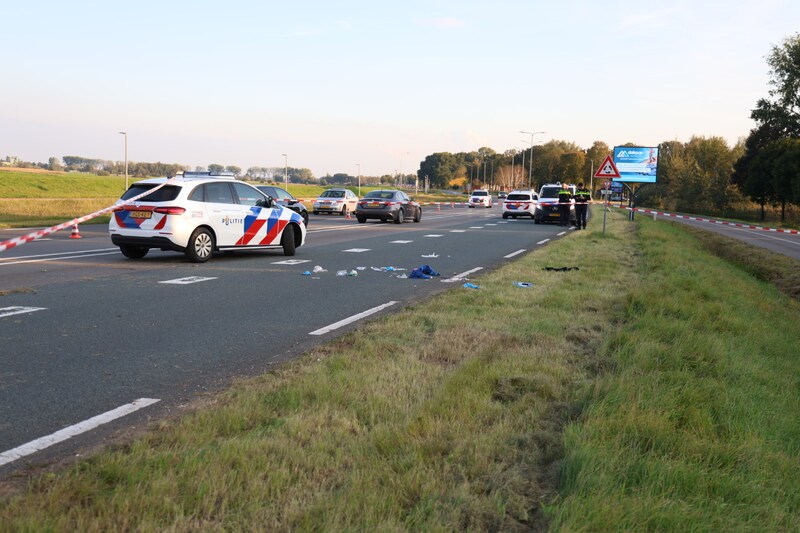 Handballer (36) die uit rijdend busje viel is overleden, club schrapt alle wedstrijden van dit weekend | Binnenland | BD.nl