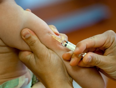 Kinderen in Eindhoven krijgen uitnodiging voor vaccinatie in maart