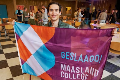 Sedad slaagt voor de derde keer voor zijn examen: ‘Vooral he