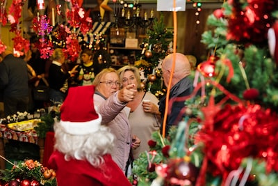 Zeecontainers vol kerstspullen, maar geen pand voor deze Eindhovense kringloop: ‘We willen gewoon we