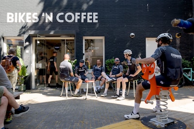 Bikes ’n Coffee in Tilburg verhuist naar plek waar nog niemand het redde