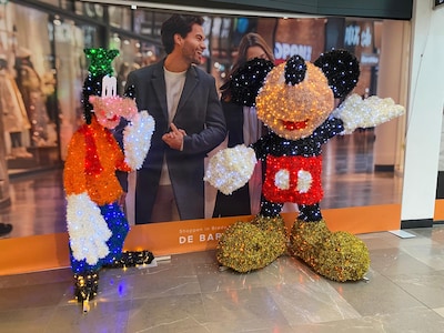 Gespot in de Barones: Goofy en Mickey bezoeken Breda