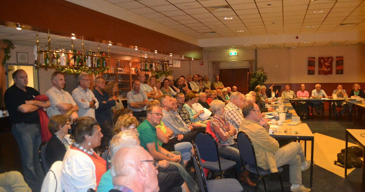 Plannen voor kringloopwinkel in voormalige school in Overlangel