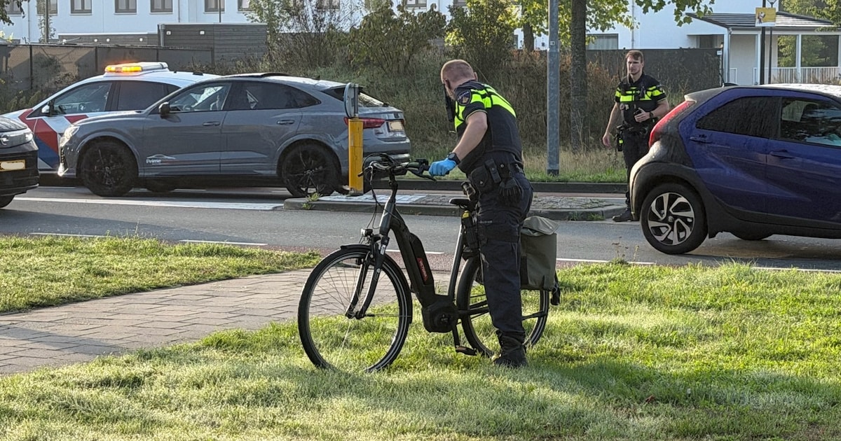Fietser raakt zwaargewond bij botsing met auto in Uden, traumahelikopter gealarmeerd