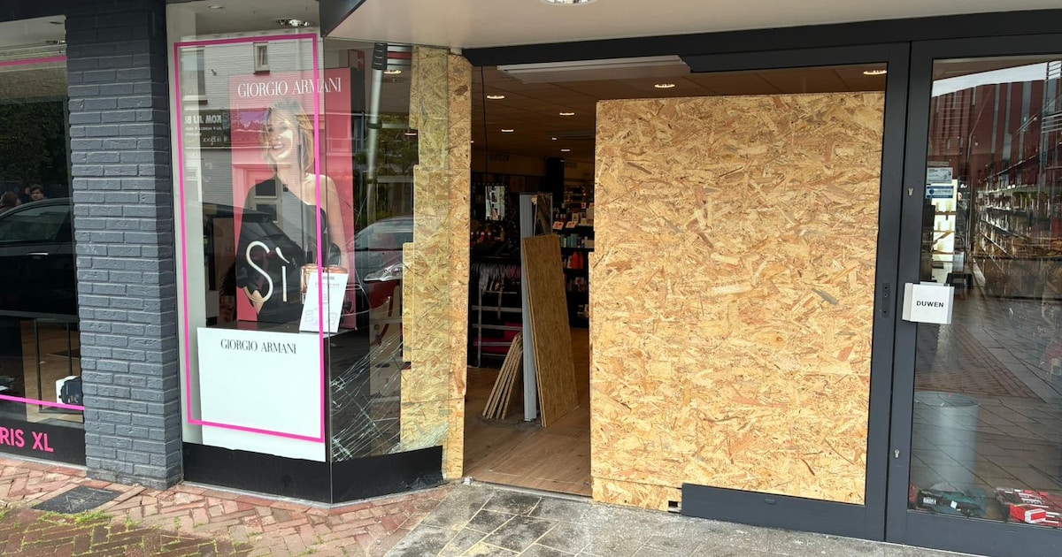 15.000 euro schade door ramkraak bij parfumerie