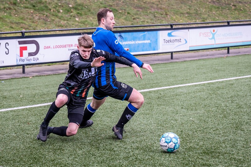 Bossche voetballers zijn gedrag van scheidsrechter beu, duel gestaakt: 'Ik heb dit nog nooit meegemaakt' | Sport