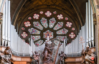 Orgelfestival brengt muziek, teksten en beeld samen in de Catharinakerk in Eindhoven