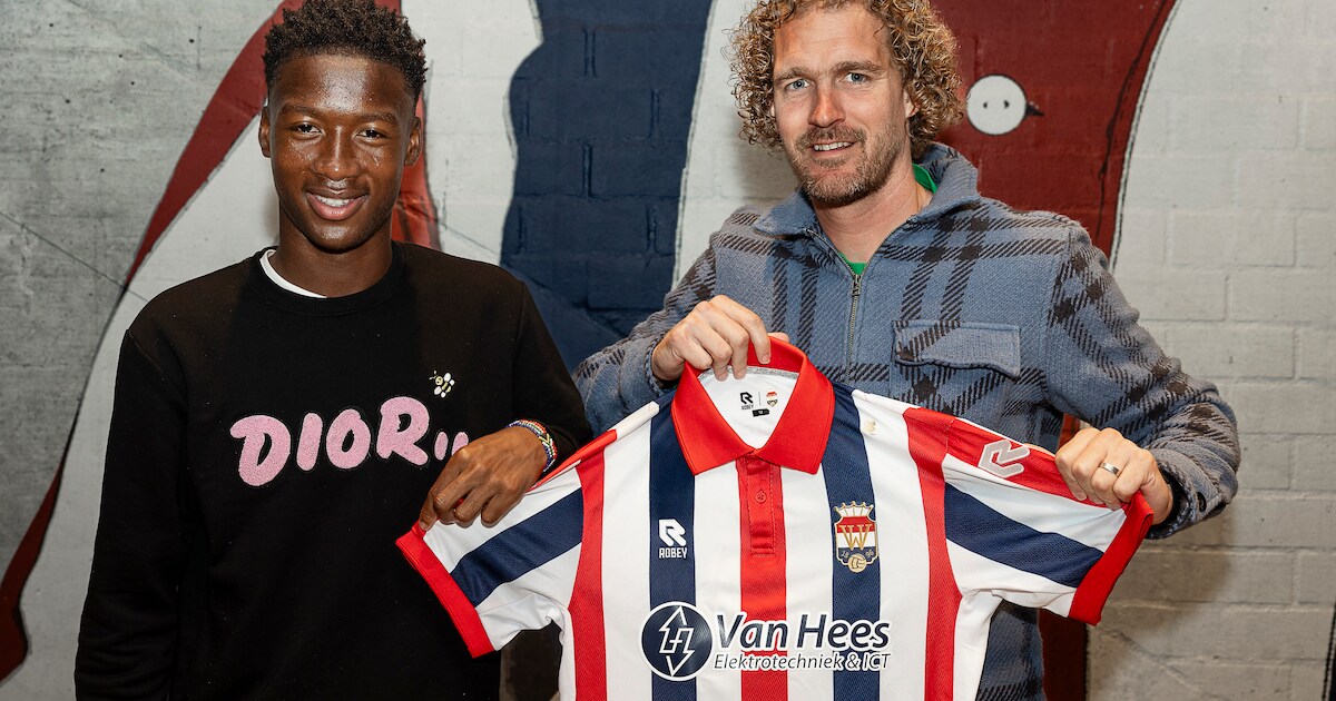 Officieel: aanvallend talent Khaled Razak (17) ondertekent nieuw ...