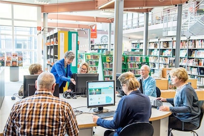 WhatsApp-workshop in bieb van Veldhoven