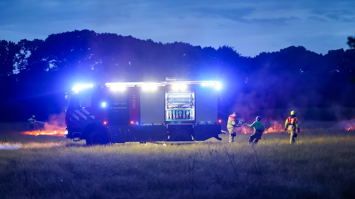 Honderden vierkante meters heide in vlammen opgegaan in Slabroeks
