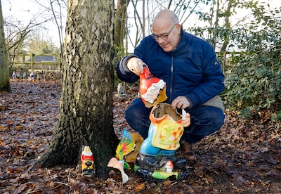 Alex vindt opnieuw onthoofde kabouters in Berlicum: ‘Dit is moedwillige vernieling’