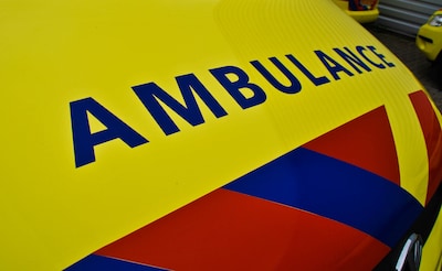 Bossche automobilist gokt op groen maar racet door rood: botsing met twee zwaargewonden