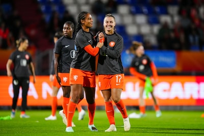 Nieuwe monsterscore? Oranje Leeuwinnen met één wijziging tegenover Hongarije in Tilburg