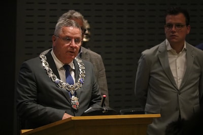 Burgemeester Delhez negeerde advies van eigen jurist en gaf Veldhovense man toch gebiedsverbod