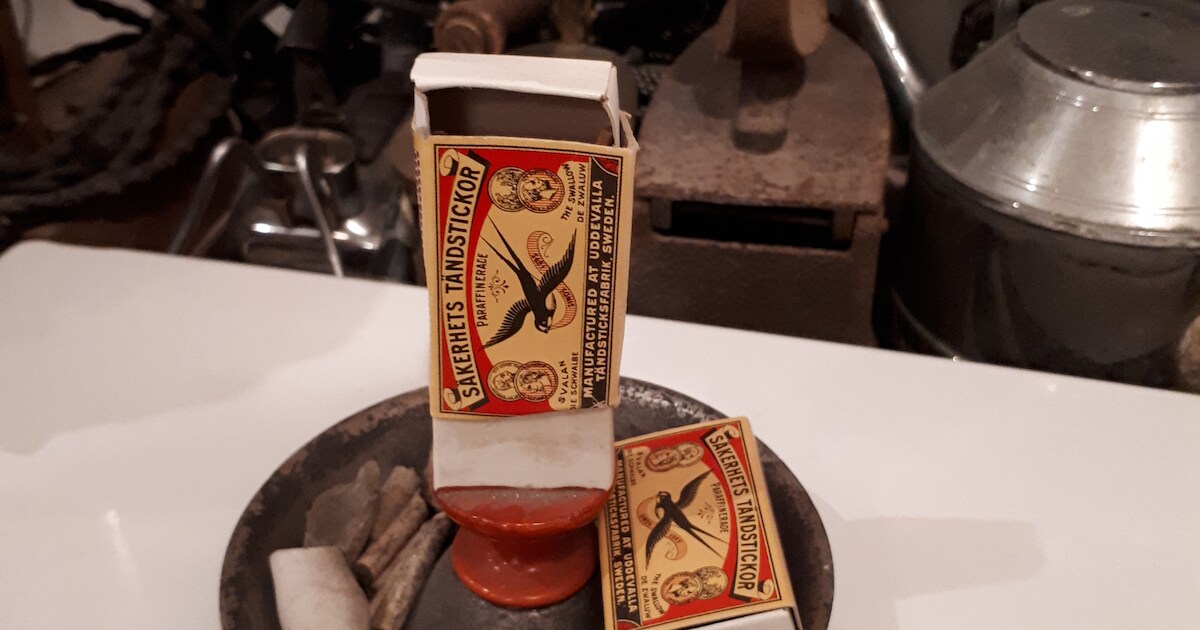 In gedachte hoort Adri van der Beek de winkelbel nog altijd rinkelen