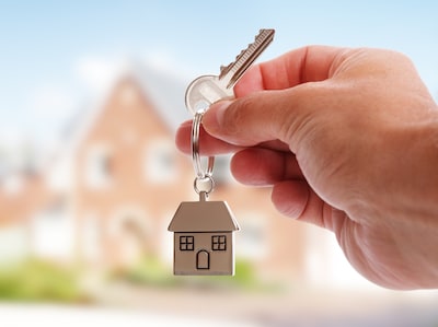 Schijndelse oplichtster troggelt duizenden euro’s af van wanhopige woningzoekenden