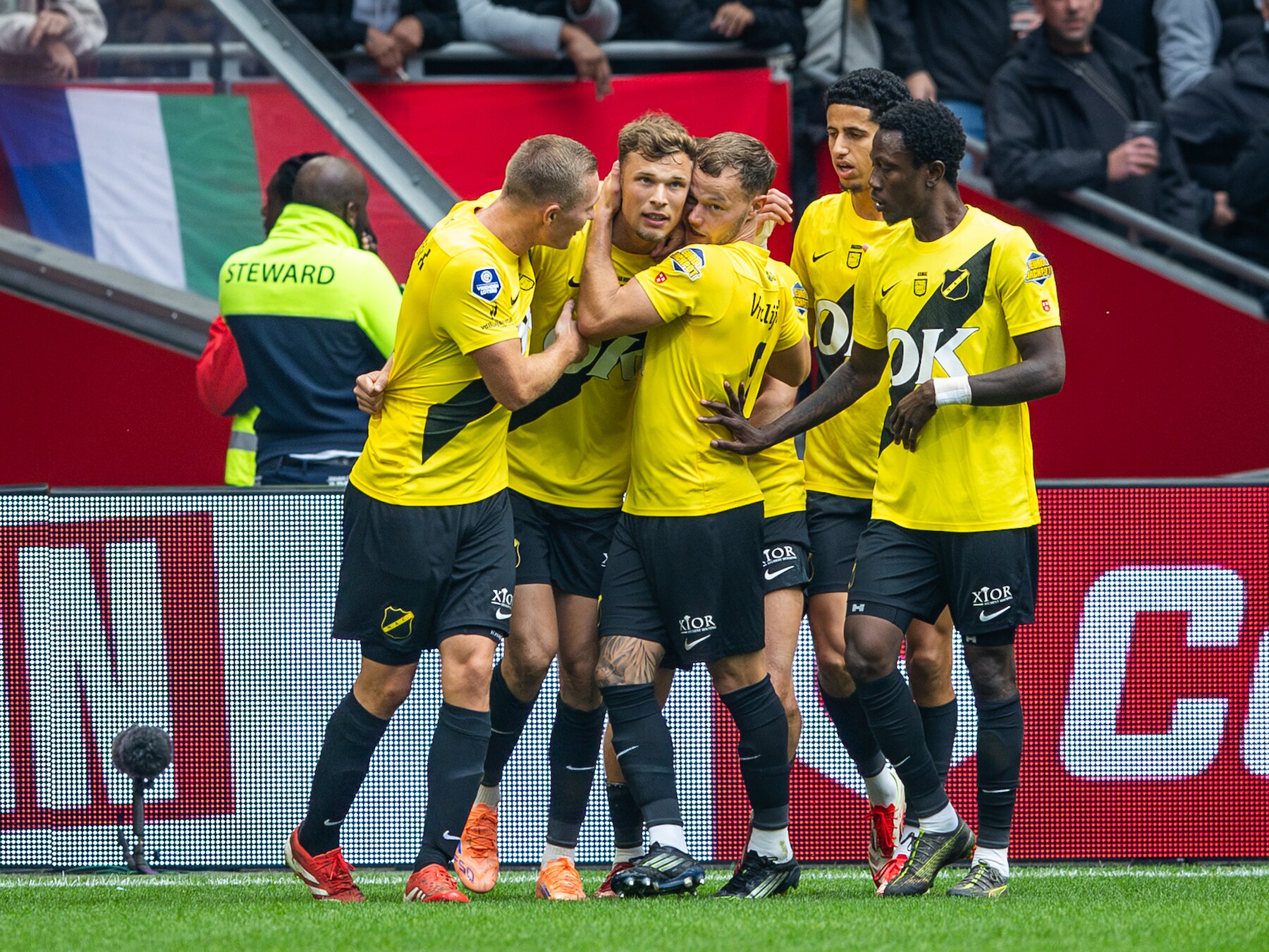 NAC staat na 7 wedstrijden nét boven de streep: wat zeggen de statistie­ken over de seizoensstart?