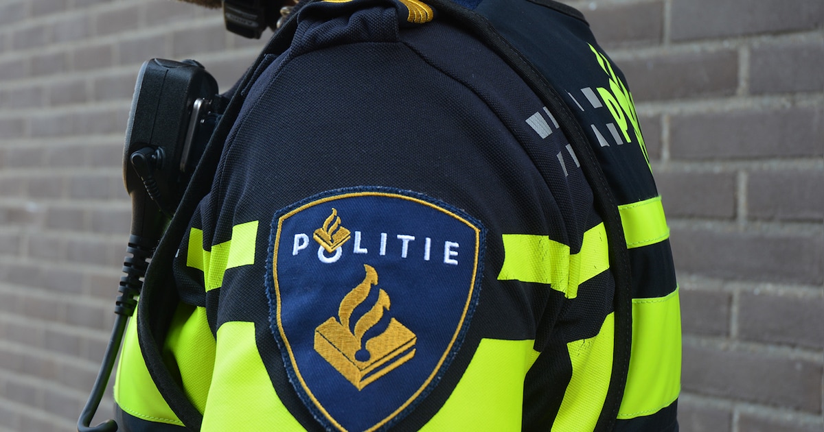 Wijkagenten en boa’s ontmoeten inwoners op markten Alphen en Chaam
