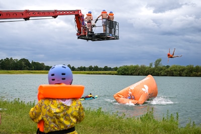 Volkels Bommetje XL: dan maar de lucht in