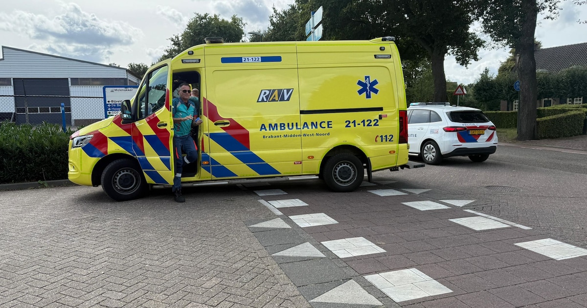 Fietser raakt gewond bij botsing met scooter in Erp.
