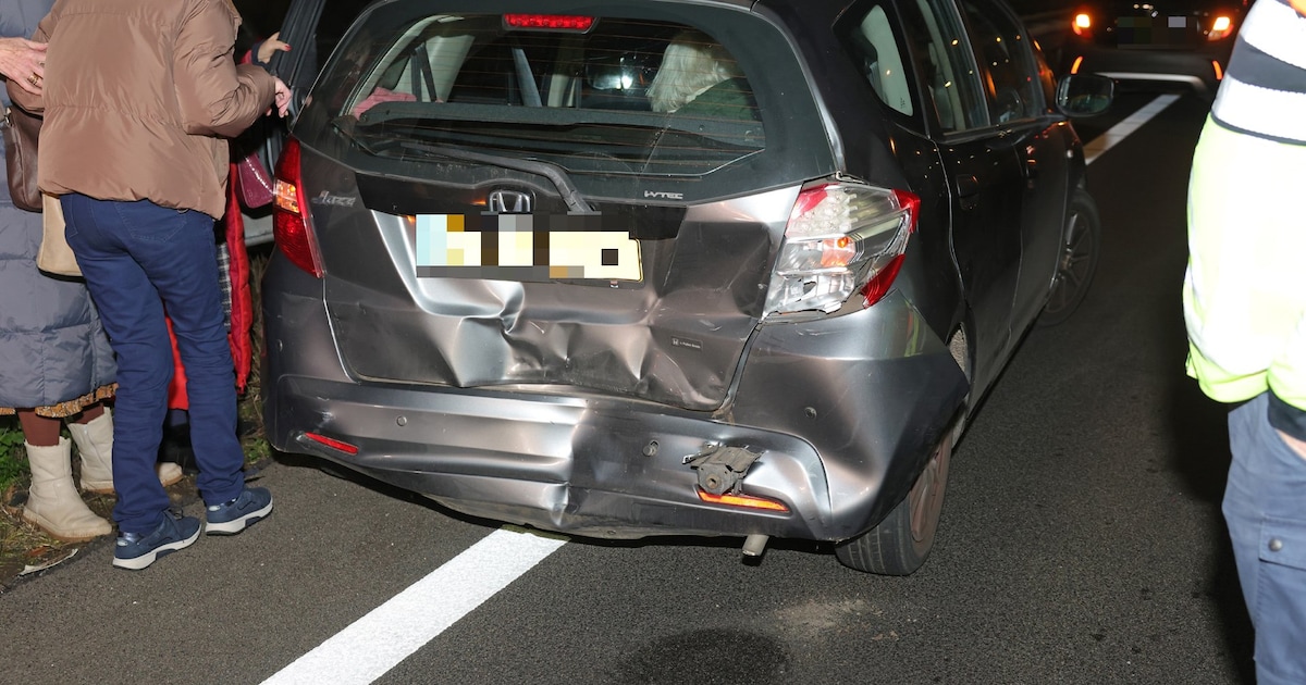 Twee oudere vrouwen betrokken bij botsing op A59 bij Waalwijk: waren onderweg naar zelfde kerstmarkt