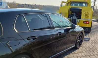 Man (27) rijdt meer dan 100 km/u te hard op A17 en is auto kwijt: ‘Anderen werden ingehaald alsof ze