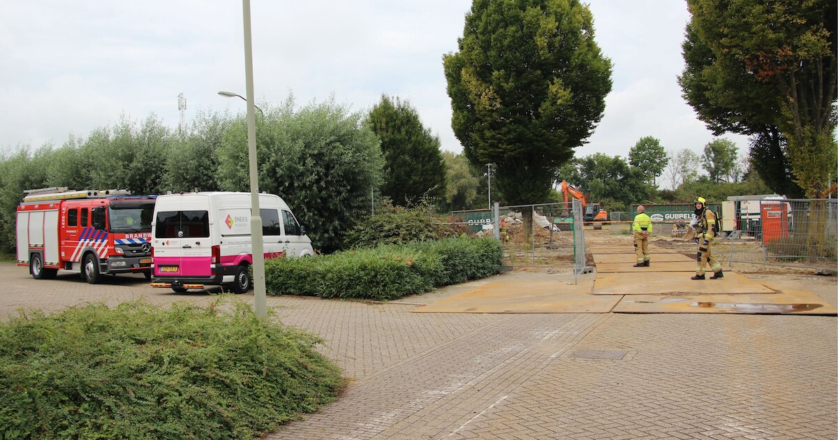 Gasleiding geraakt tijdens werkzaamheden bij voetbalveld in Ravenstein