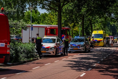 Drenkeling uit het water gehaald bij IJzeren Man in Eindhoven, traumahelikopter landt naast zwemplas
