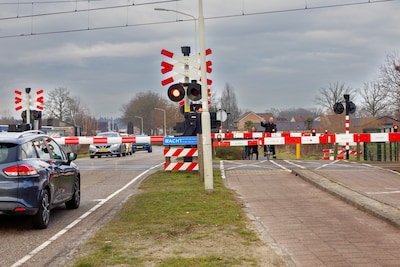 Bruidsjurk kopen aan de andere kant van dit spoor? Dat wordt omrijden de komende anderhalf jaar