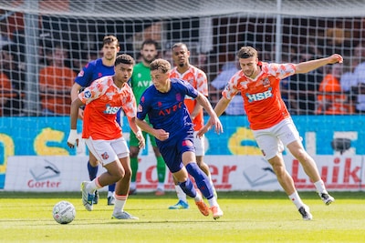 LIVE | Willem II krijgt eerste kans in de tweede helft via Baartmans, Volendam brengt Mühren in