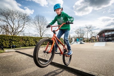 Vrijwilligers blazen Tienerhuis nieuw leven in: deuren mogelijk snel weer open