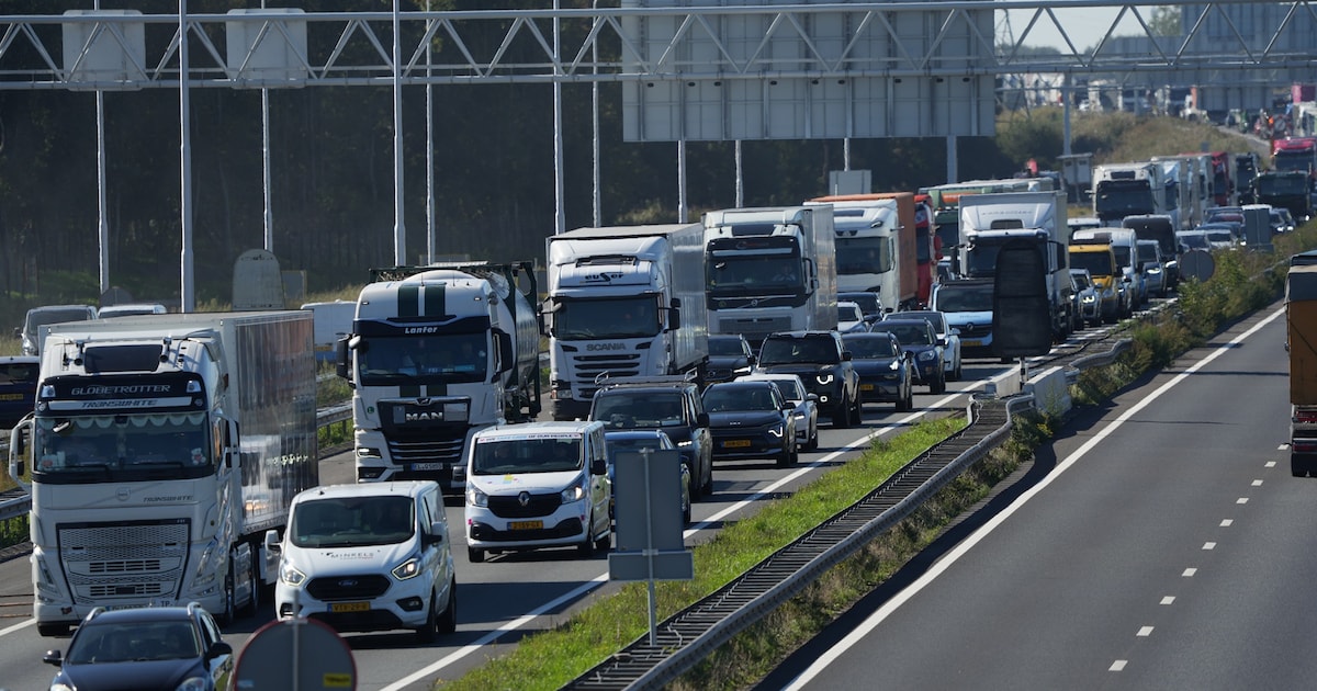LIVE Files in Brabant | Files op A2 bij Den Bosch en A58 bij Tilburg ...