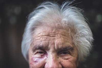 Slachtoffer schrikt opnieuw: deurbelcamera toont schokkend geweld op Cruyff Court