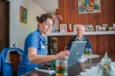 65-plussers uit regio Eindhoven moeten ‘zelfstandiger worden’ om zorg voor echt kwetsbaren te bekost