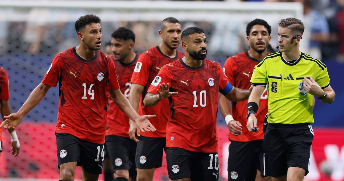 FIFA grijpt hard in: schorsingen voor Egyptische bondscoach en speler ...