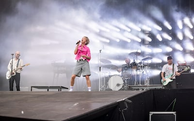 Krezip brak 25 jaar geleden door met ‘I Would Stay’: deel jouw bijzondere herinneringen aan deze hit