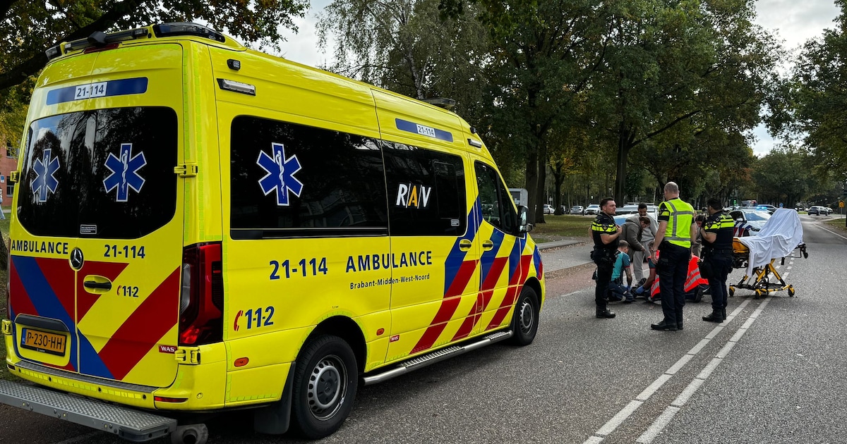 Man gewond na val met scooter in Uden