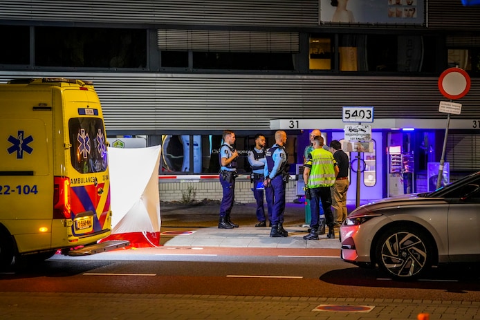Overleden man aangetroffen in auto bij Eindhoven Airport | Eindhoven | bd.nl
