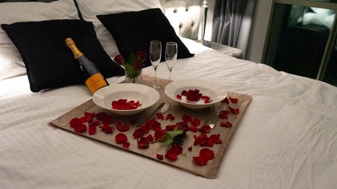 Ontbijt-op-bed-service in Den Bosch dit jaar voor Valentijnsdag