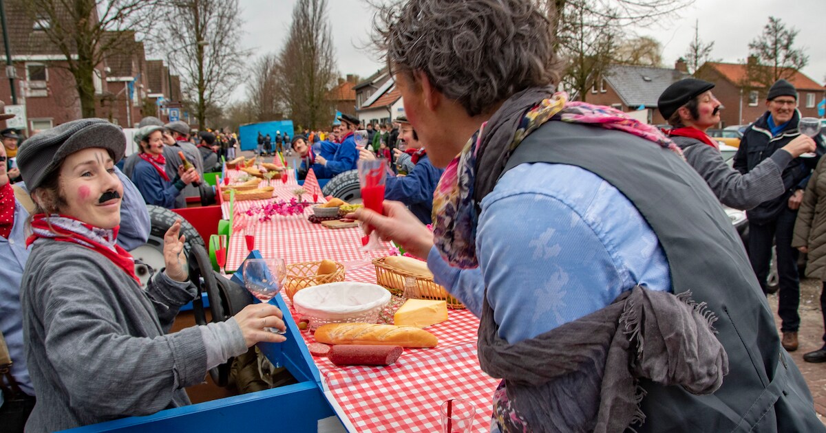 Esbeek viert carnaval, mét een kleine optocht: ‘Die hoort erbij, vinden wij’