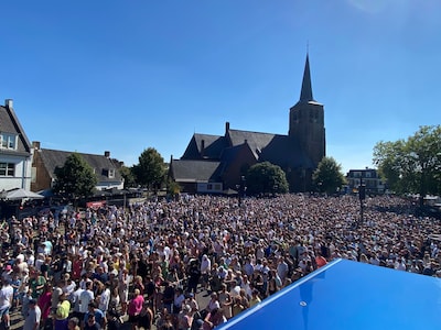 John de Bever, Django Wagner en de Gebroeders Ko: RadioNL keert terug naar Sint Jansplein in Moergestel